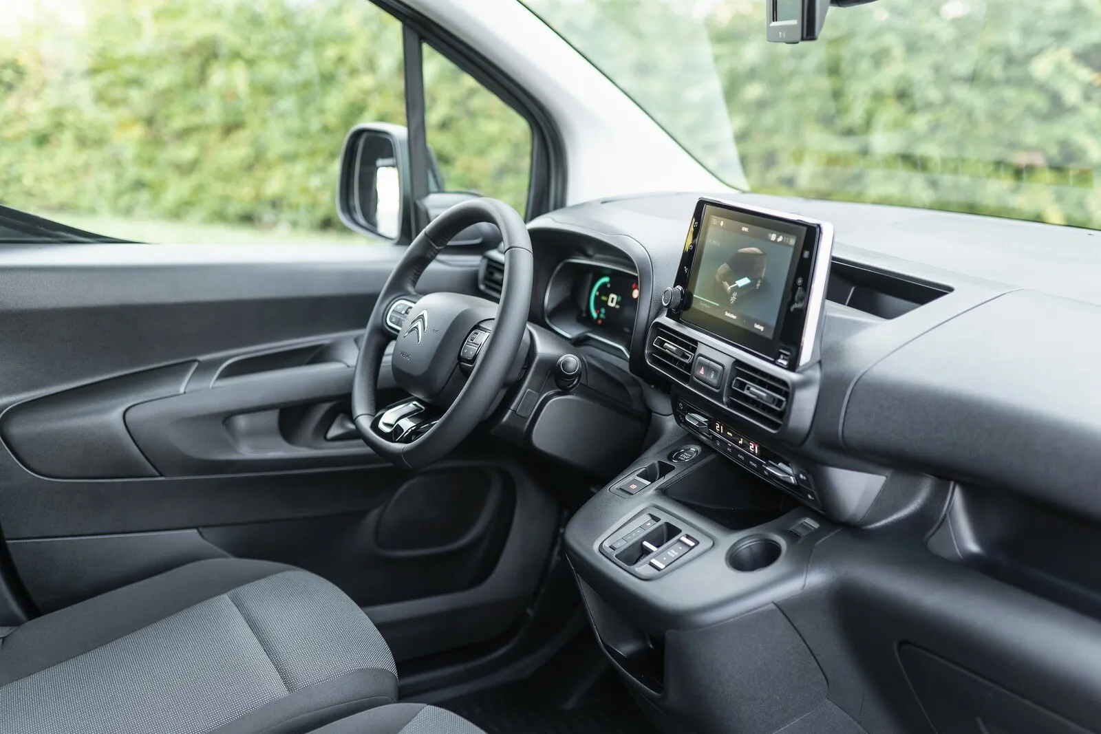und der Citroen teilen sich das Cockpit-Layout.